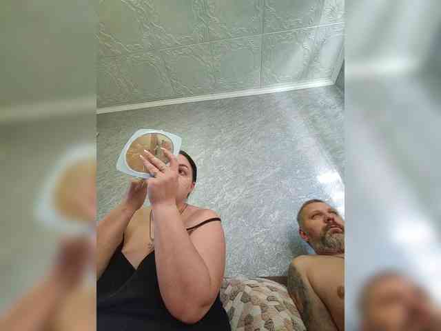 Cleopatra1990 webcam