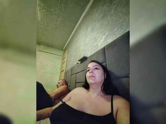 Cleopatra1990 webcam