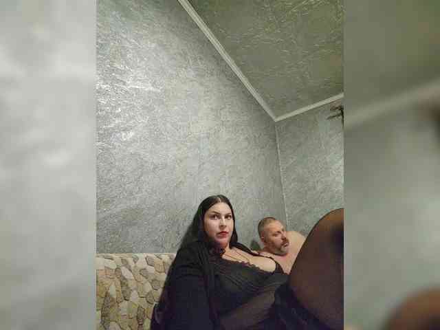 Cleopatra1990 webcam