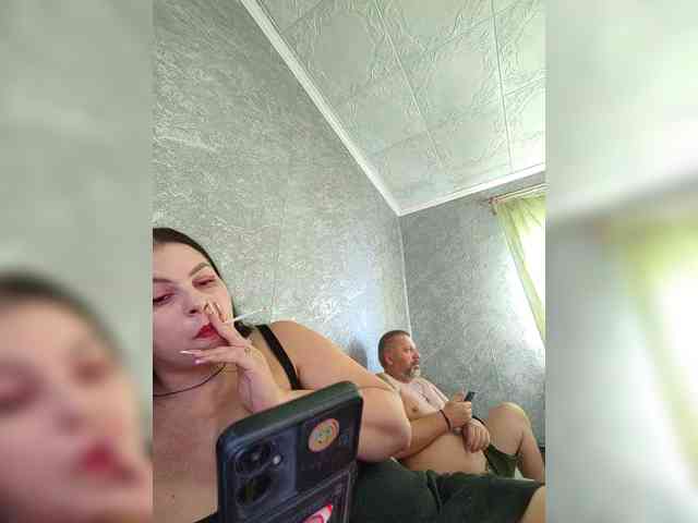 Cleopatra1990 webcam