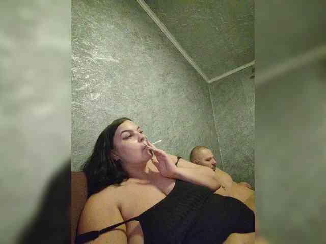 Cleopatra1990 webcam