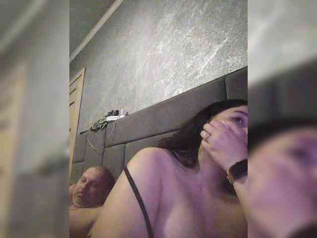 Cleopatra1990 webcam