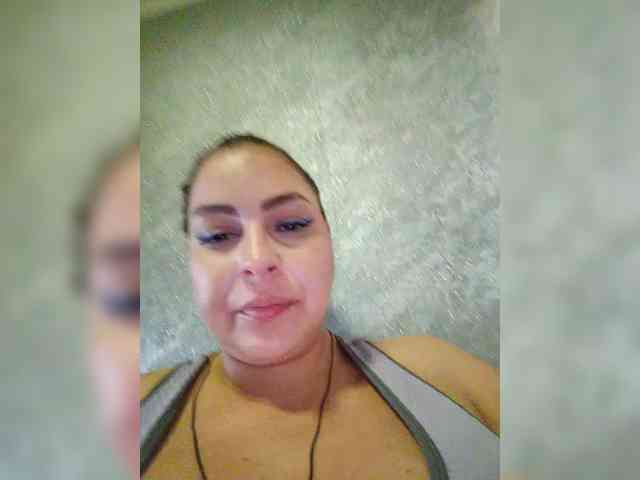 Cleopatra1990 webcam