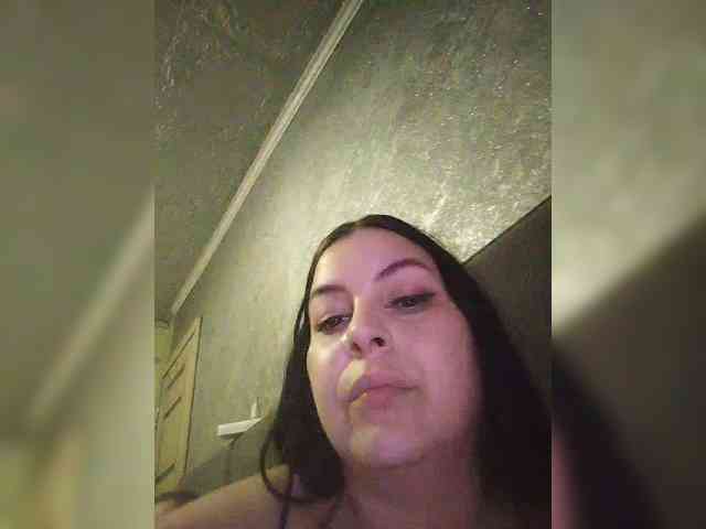 Cleopatra1990 webcam