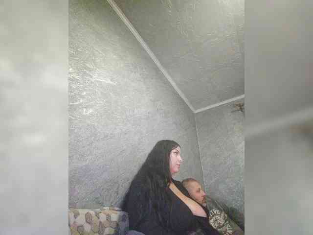 Cleopatra1990 webcam