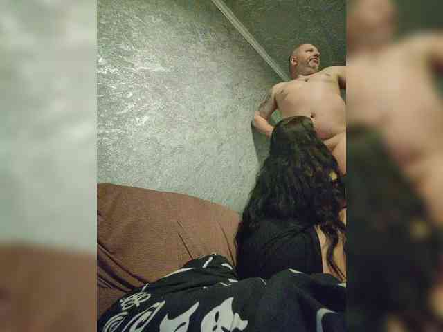 Cleopatra1990 webcam