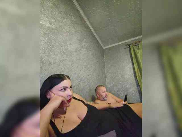 Cleopatra1990 webcam