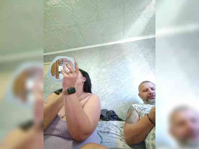 Cleopatra1990 webcam