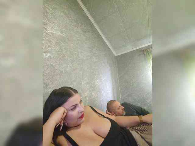 Cleopatra1990 webcam