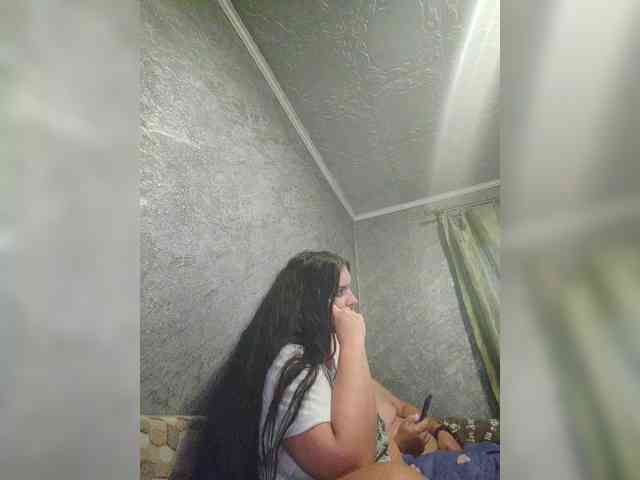 Cleopatra1990 webcam