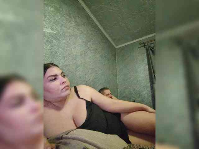 Cleopatra1990 webcam