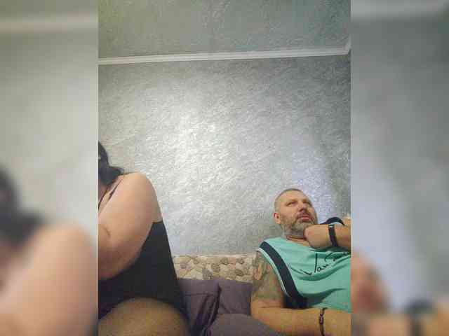 Cleopatra1990 webcam