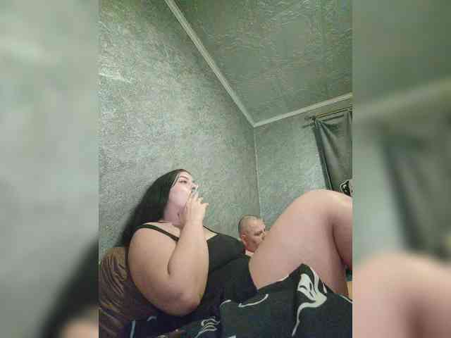 Cleopatra1990 webcam