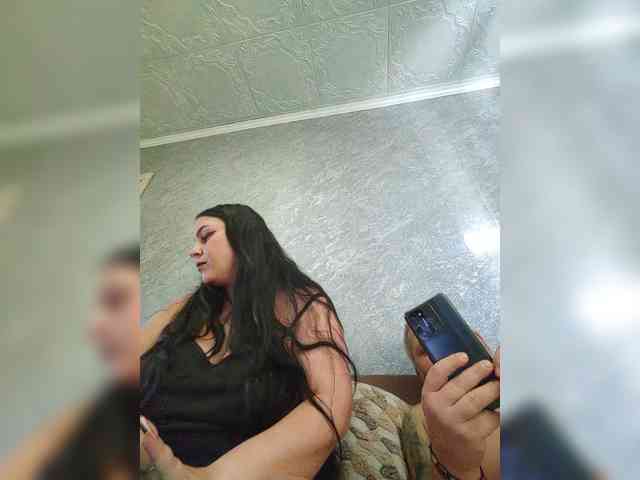 Cleopatra1990 webcam