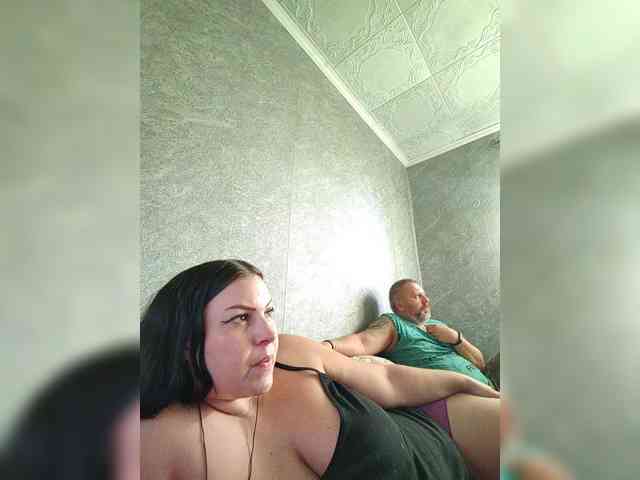 Cleopatra1990 webcam