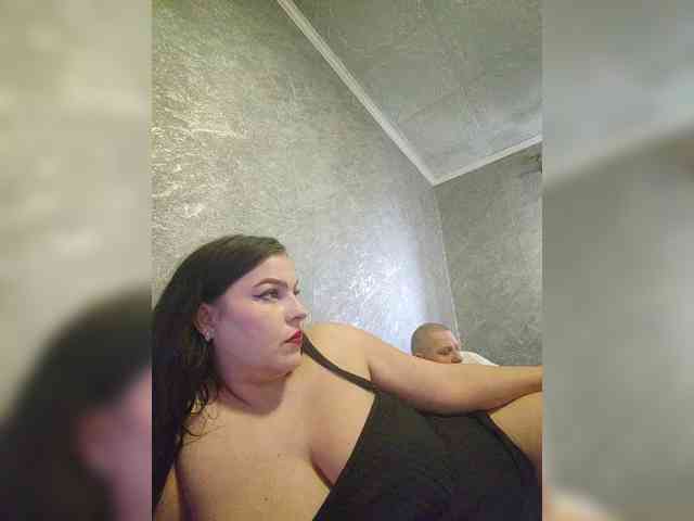 Cleopatra1990 webcam