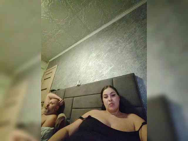 Cleopatra1990 webcam