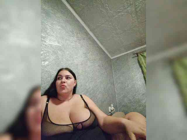 kissmabont Live Webcam on BongaCams