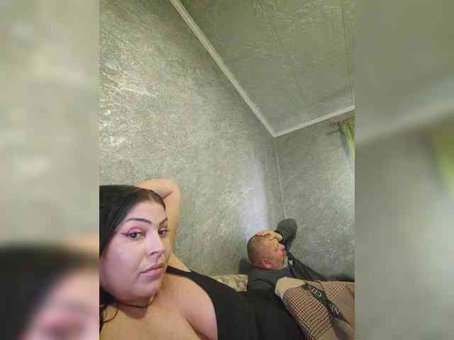 Cleopatra1990 webcam