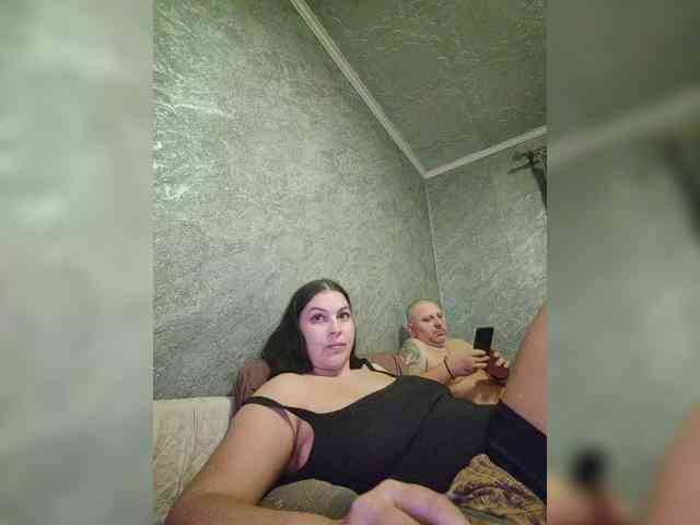 Cleopatra1990 webcam