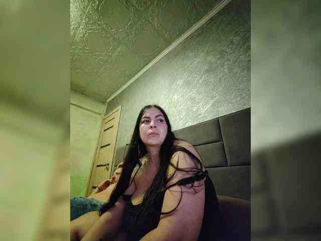 Cleopatra1990 webcam