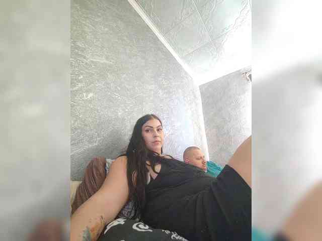 Cleopatra1990 webcam