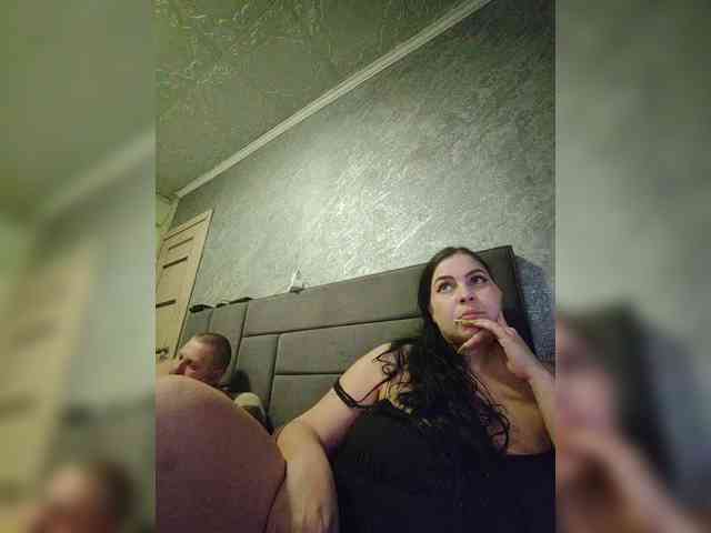 Cleopatra1990 webcam