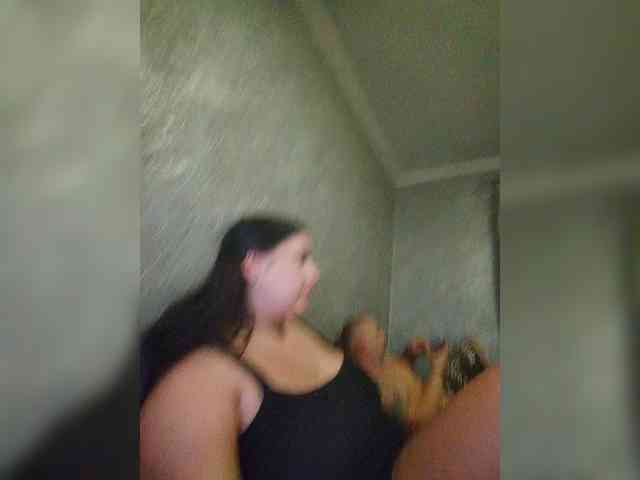 Cleopatra1990 webcam