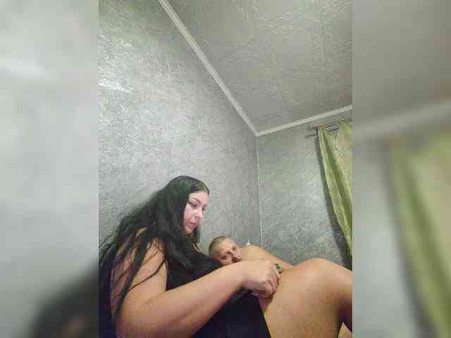 Cleopatra1990 webcam