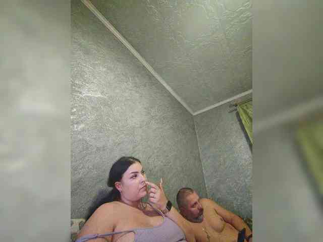 Cleopatra1990 webcam