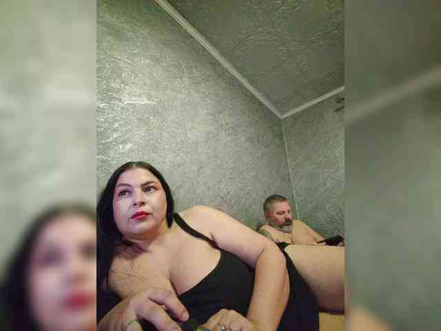 Cleopatra1990 webcam