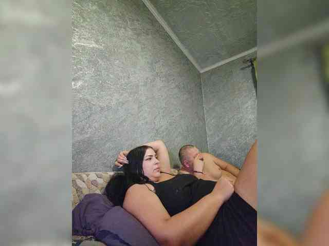 Cleopatra1990 webcam