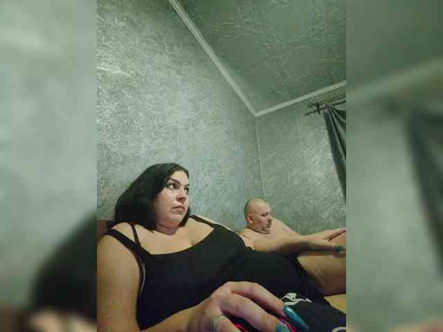 Cleopatra1990 webcam