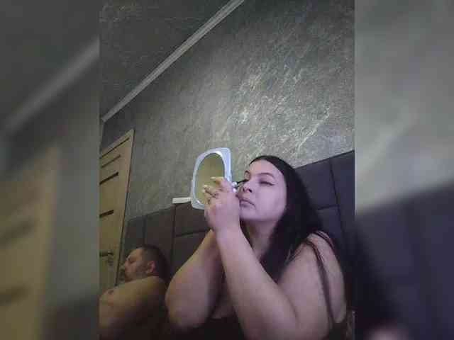 Cleopatra1990 webcam