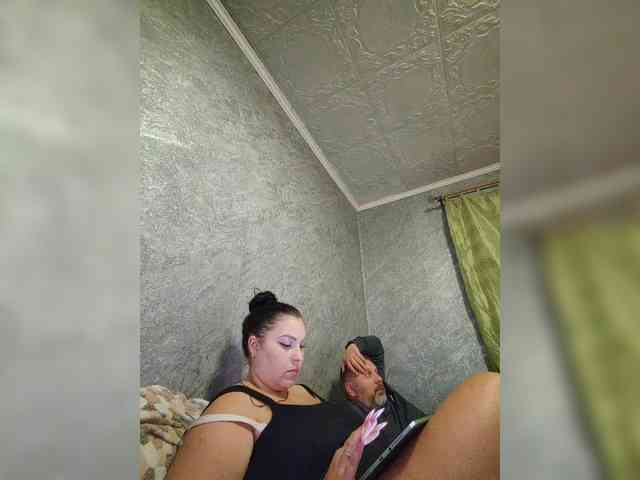 Cleopatra1990 webcam