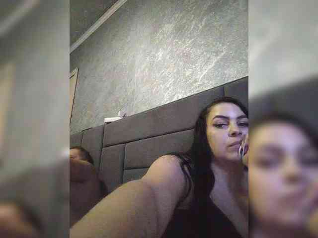 Cleopatra1990 webcam