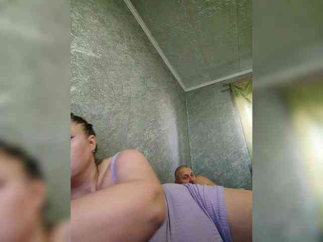 kissmabont Live Webcam on {site_name}