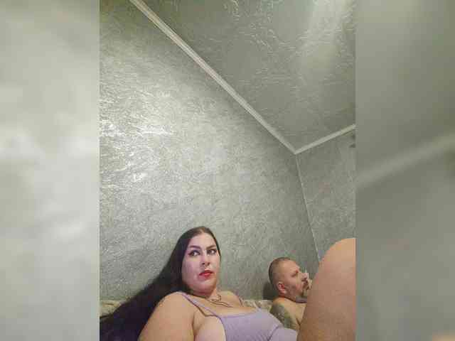 Cleopatra1990 webcam