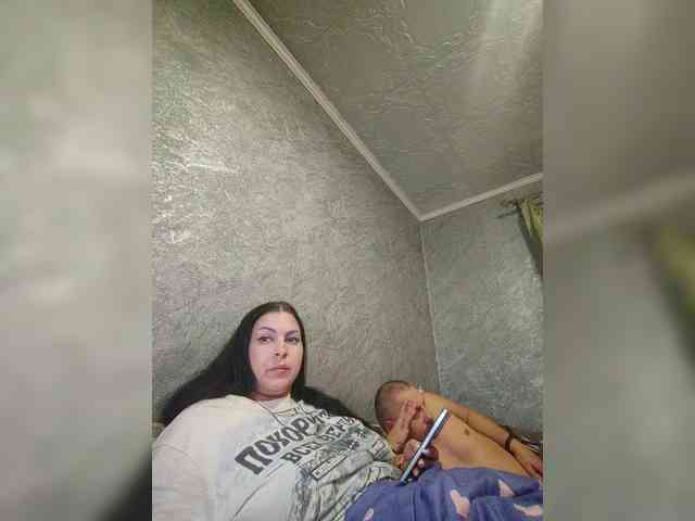 Cleopatra1990 webcam