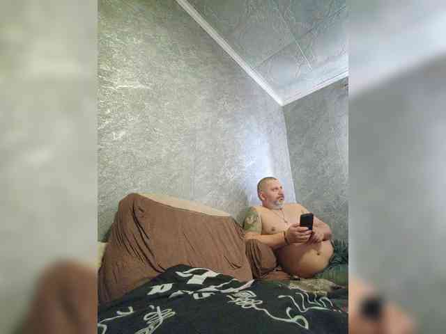 Cleopatra1990 webcam