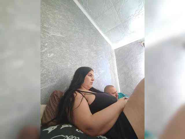 Cleopatra1990 webcam