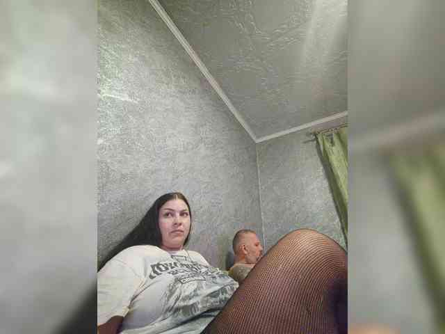 Cleopatra1990 webcam