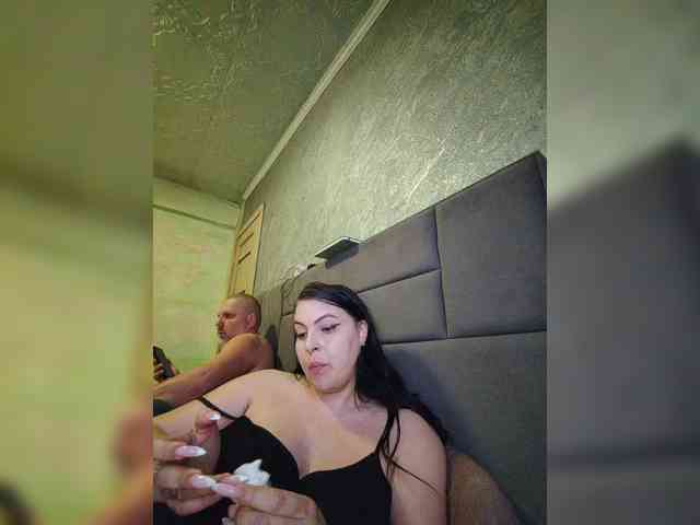 Cleopatra1990 webcam