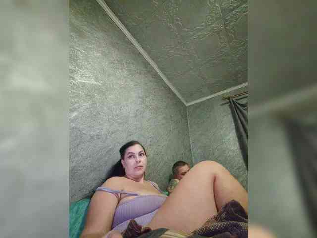 Cleopatra1990 webcam