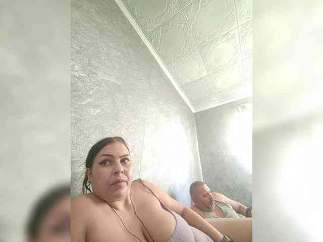 Cleopatra1990 webcam