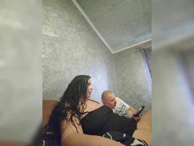 Cleopatra1990 webcam