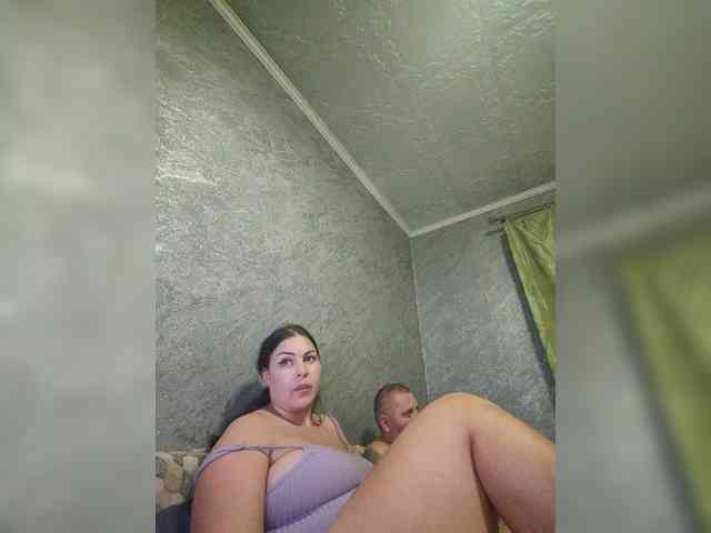 Cleopatra1990 webcam