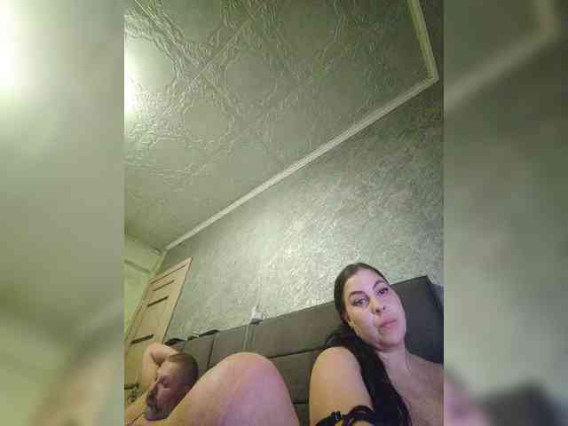 Cleopatra1990 webcam