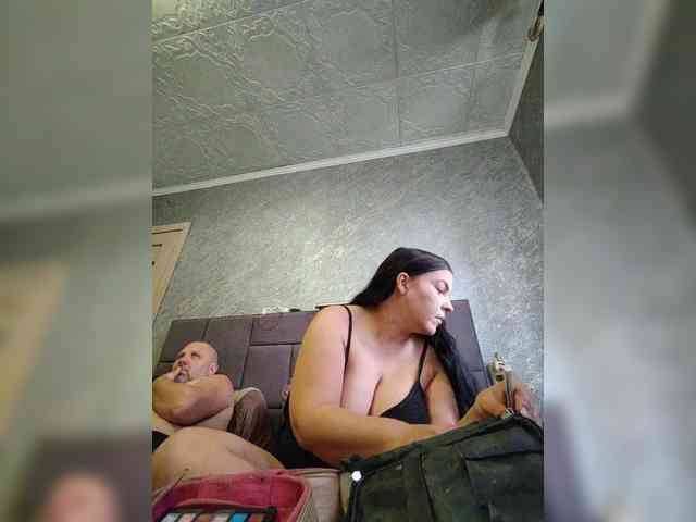 Cleopatra1990 webcam