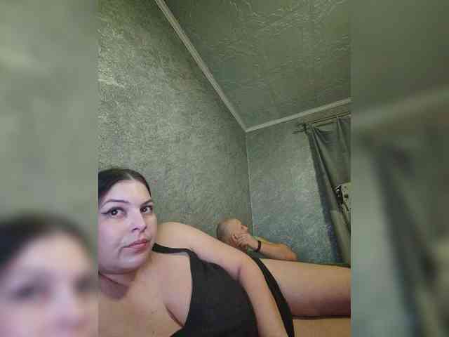 Cleopatra1990 webcam